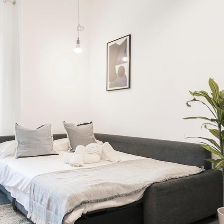 Beautiful Flat Fully Furnished In P.Ta Romana ميلان المظهر الخارجي الصورة