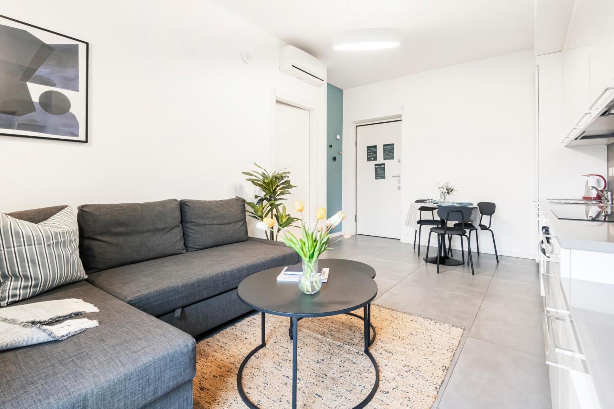 Beautiful Flat Fully Furnished In P.Ta Romana ميلان المظهر الخارجي الصورة