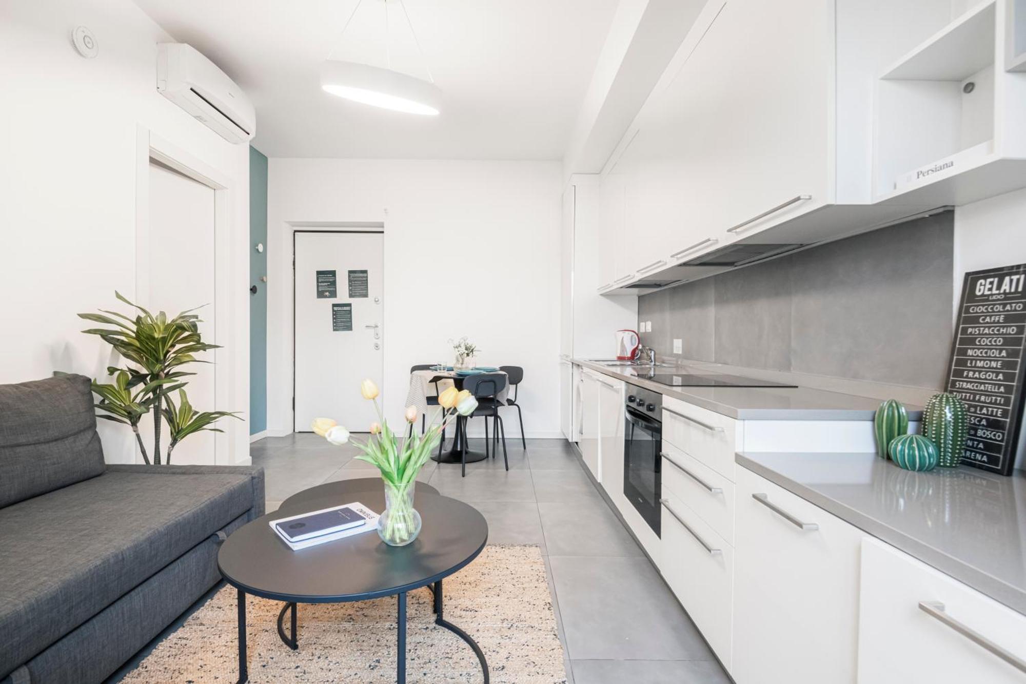 Beautiful Flat Fully Furnished In P.Ta Romana ميلان المظهر الخارجي الصورة